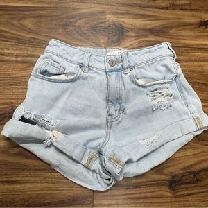 PacSun distressed mom shorts, size 22
